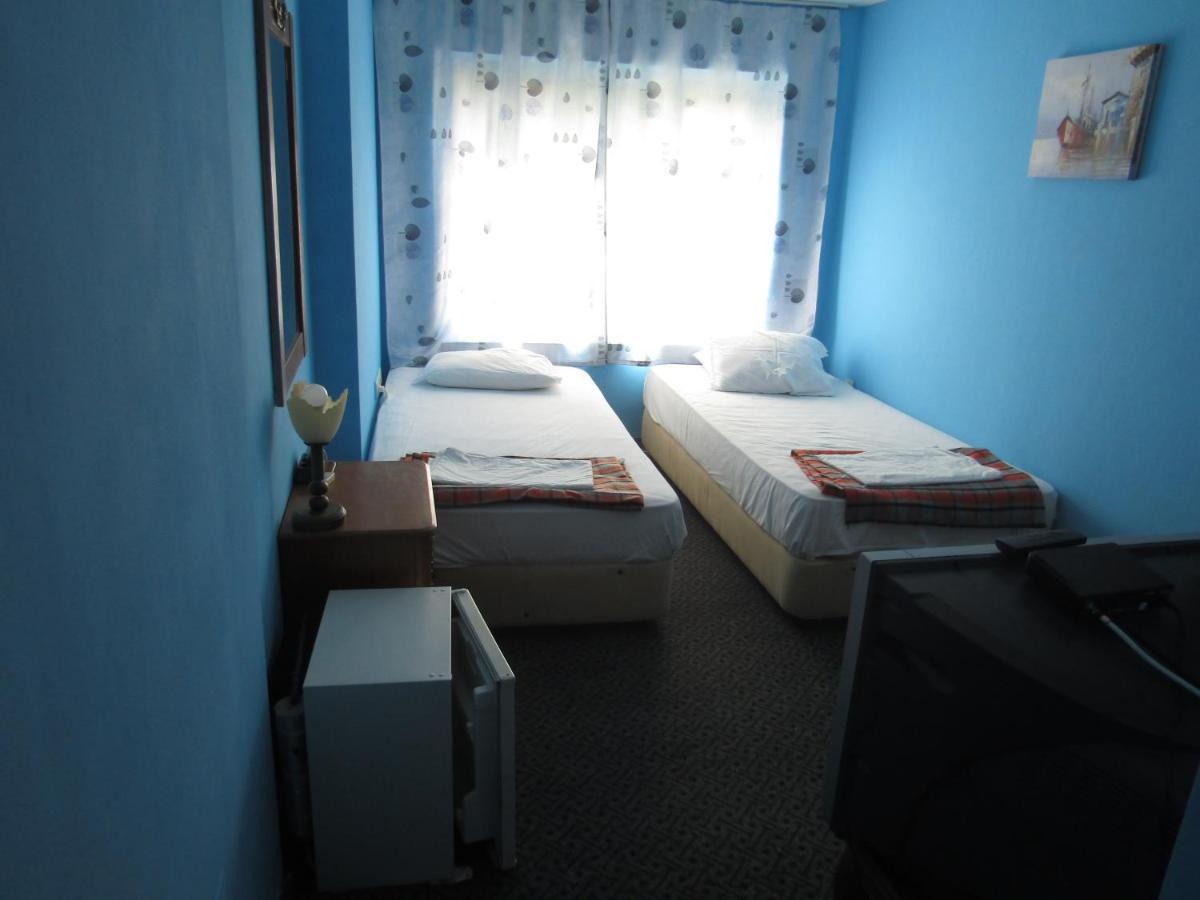 Hostel Papagal Warna Zewnętrze zdjęcie