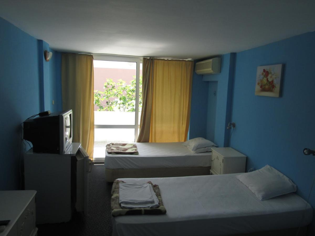 Hostel Papagal Warna Zewnętrze zdjęcie