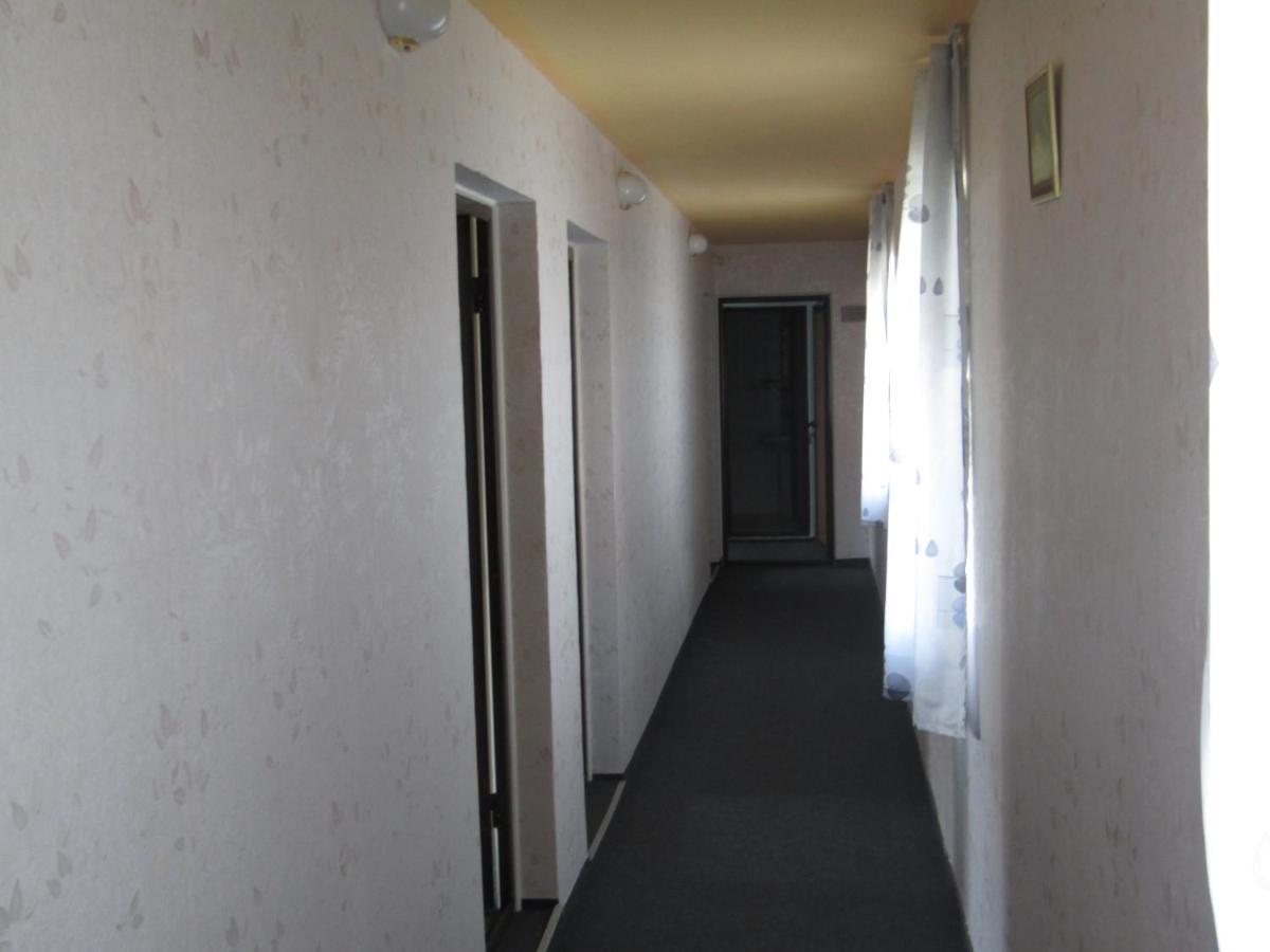 Hostel Papagal Warna Zewnętrze zdjęcie