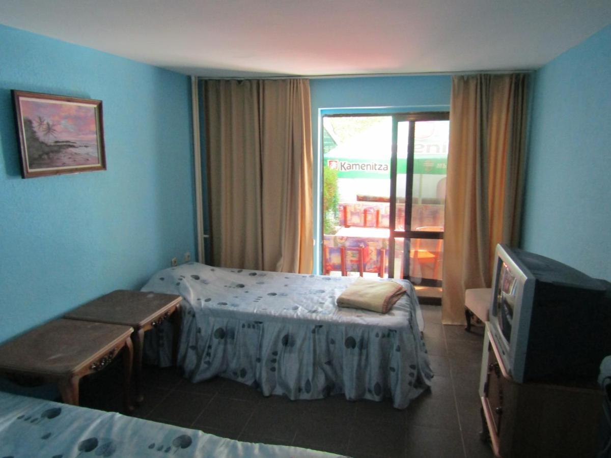 Hostel Papagal Warna Zewnętrze zdjęcie