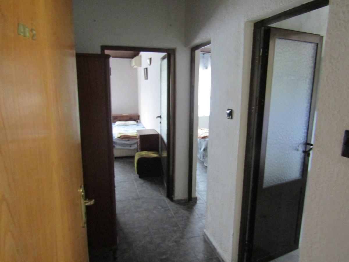 Hostel Papagal Warna Zewnętrze zdjęcie